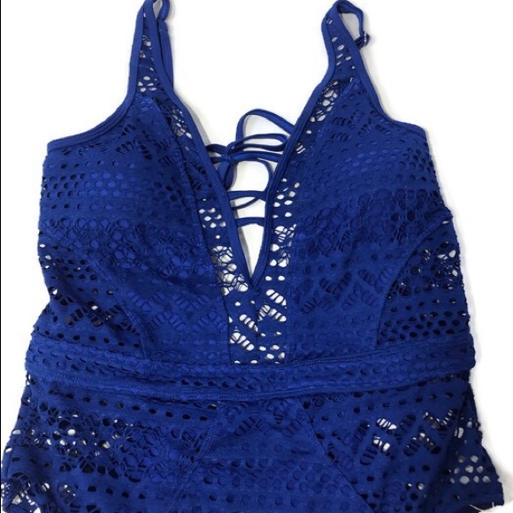 Grapent XL blue swimsuit with open lace details - Picture 3 of 4